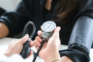 Polish researchers find link between hypertension, sleep disorders, and vitamin D